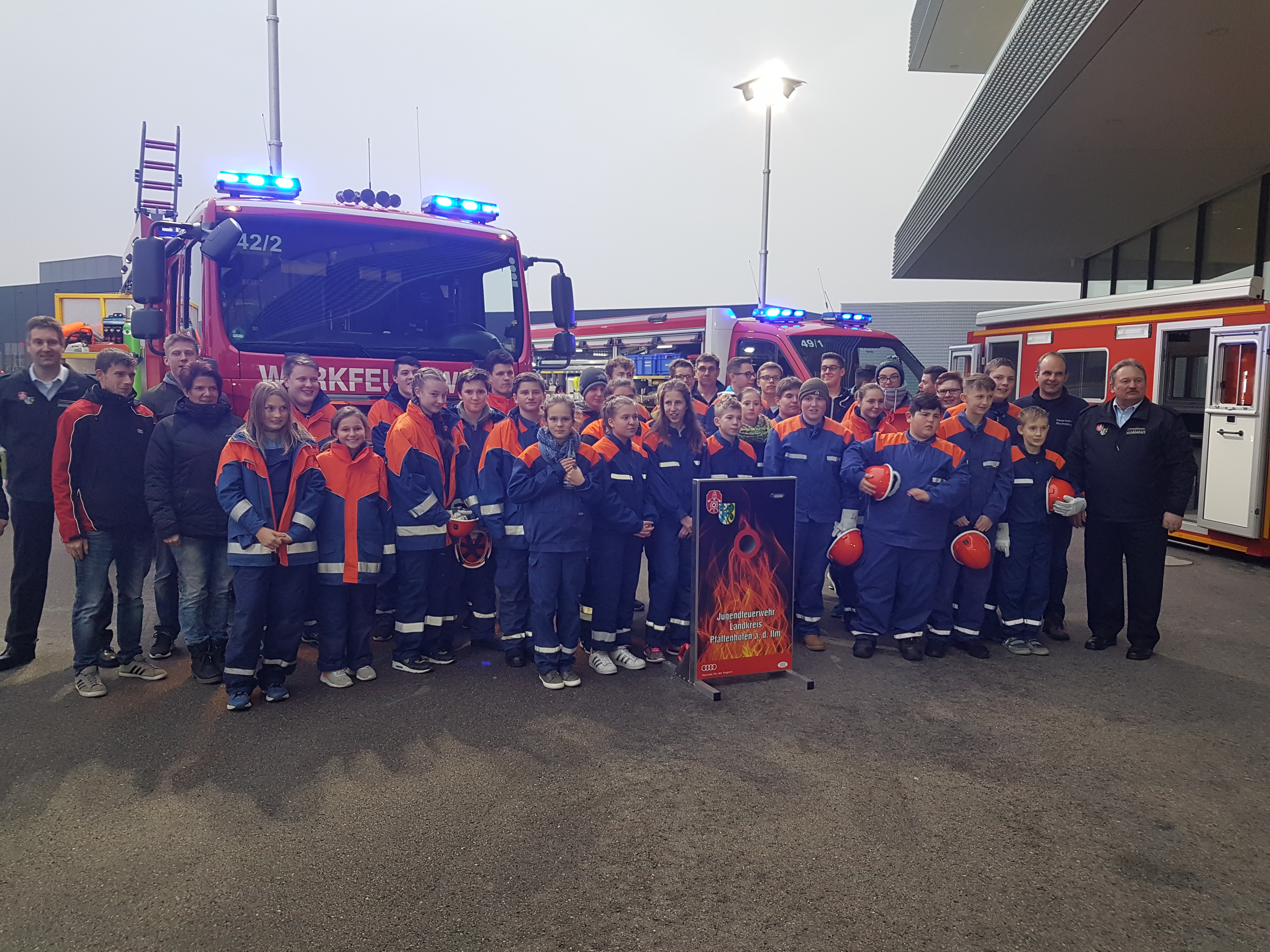 Spende der AUDI AG an die Jugendfeuerwehren der Region 10   